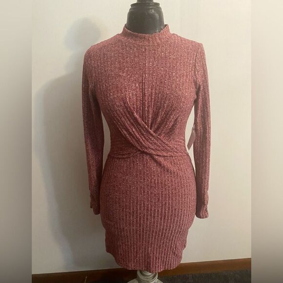 Coco + Jaimeaon Red Rib knit Turtleneck dress, size L - Picture 1 of 4